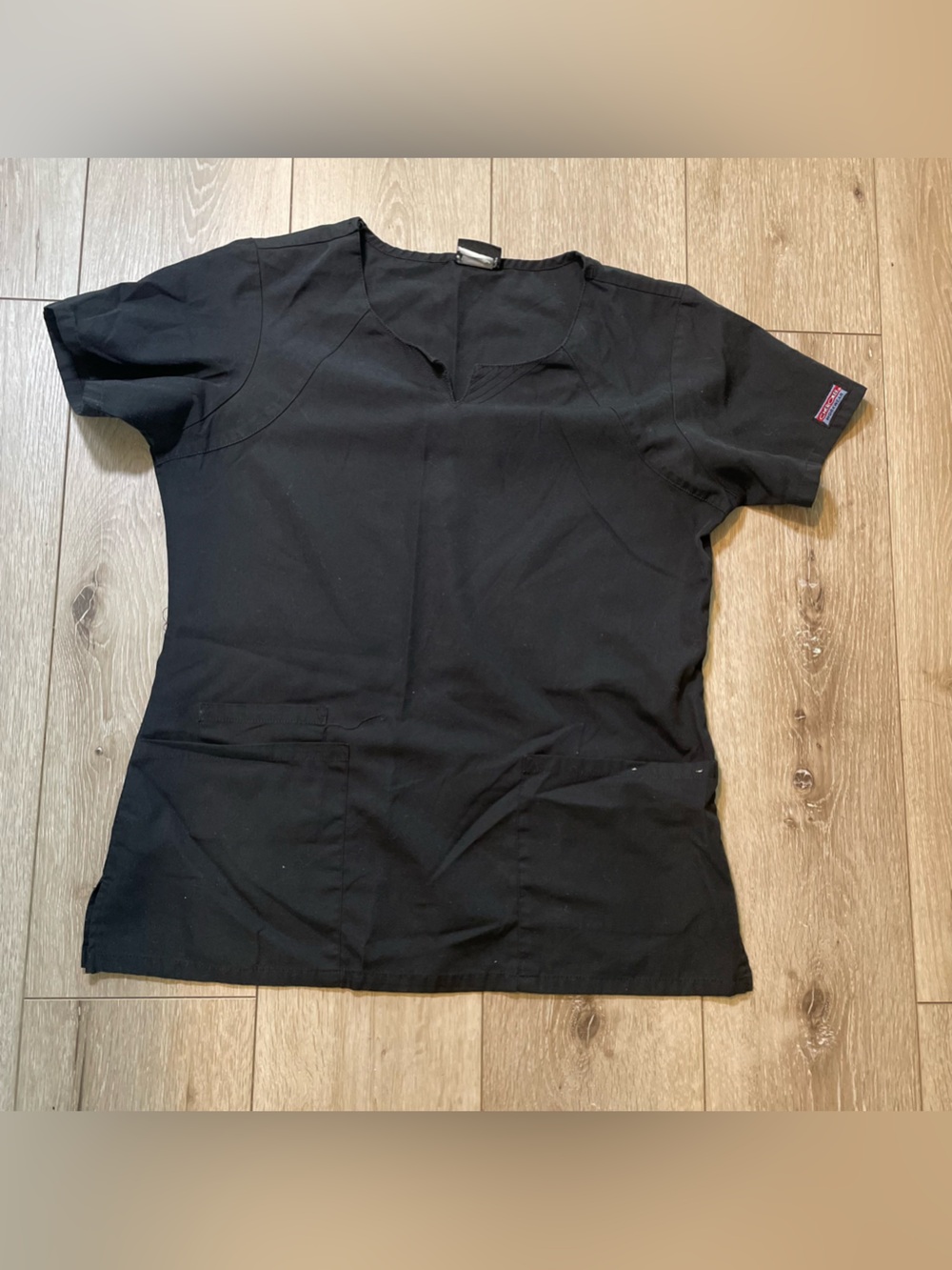 Cherokee Workwear Black V-Neck Mock Wrap Scrub Top -‎ Size Small